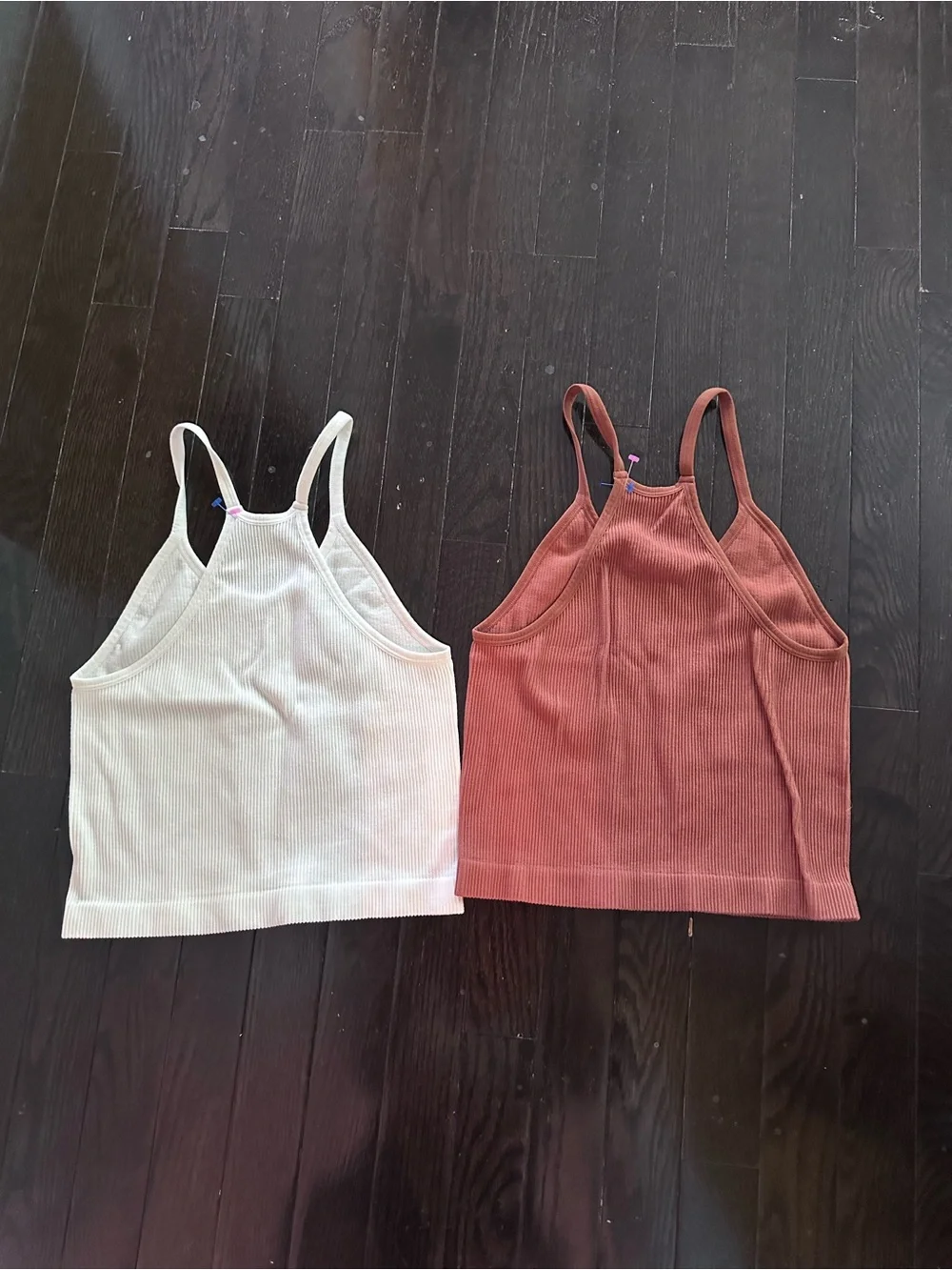 2 Ribbed Cropped Tank Tops - M/L Ivory & Rust - Picture 2 of 2